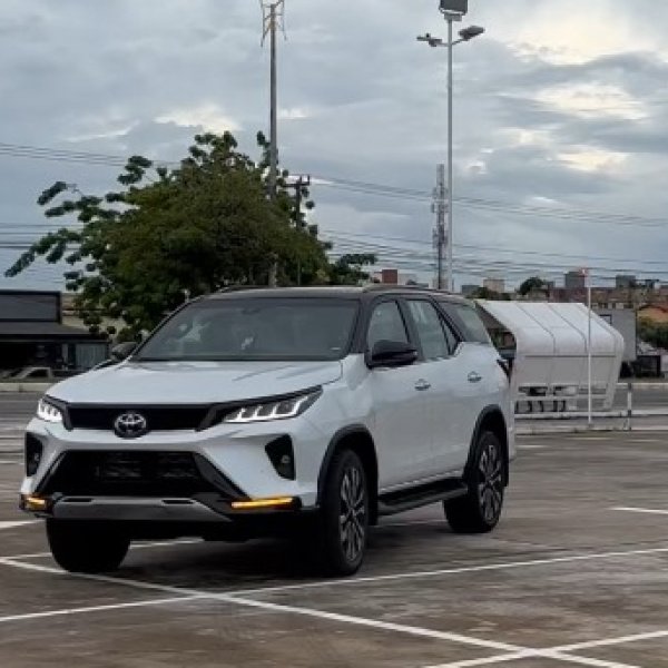 🏆SW4 SRX 2025 + HILUX 2024 OU 750K NO PIX🏆
